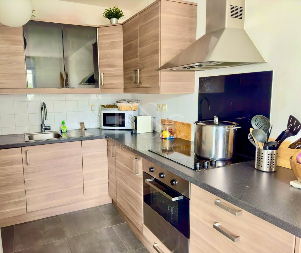 APPARTEMENT T2 A VENDRE - LYON 7EME ARRONDISSEMENT - 52,5 m2 - 265000 €