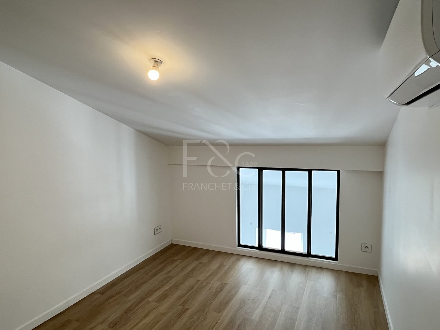 APPARTEMENT T3 A LOUER - CALUIRE ET CUIRE - 53.31 m2 - 822 &euro; charges comprises par mois