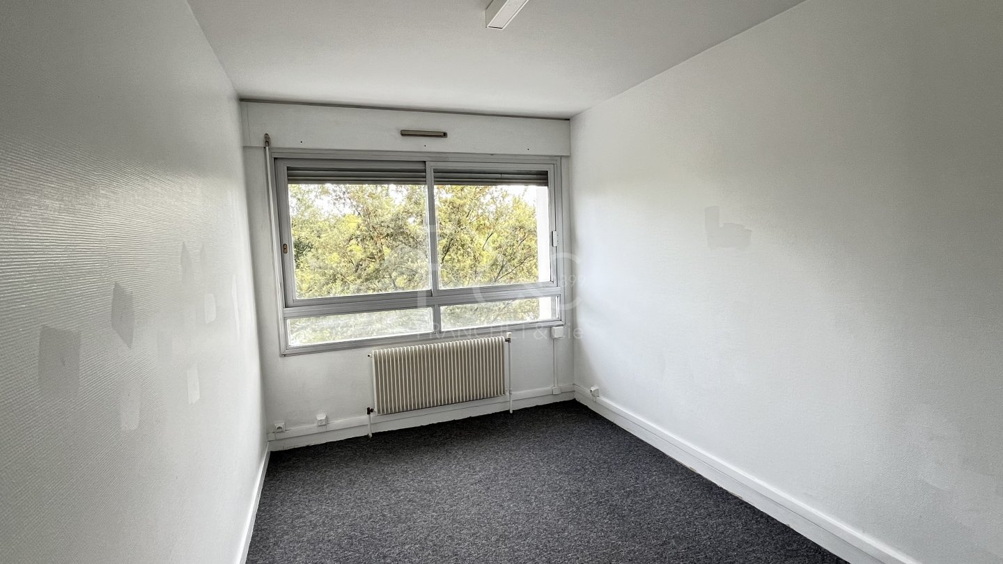 APPARTEMENT T3 A LOUER - CALUIRE ET CUIRE Margnolles Aristide-Briand - 55.53 m2 - 880 &euro; charges comprises par mois