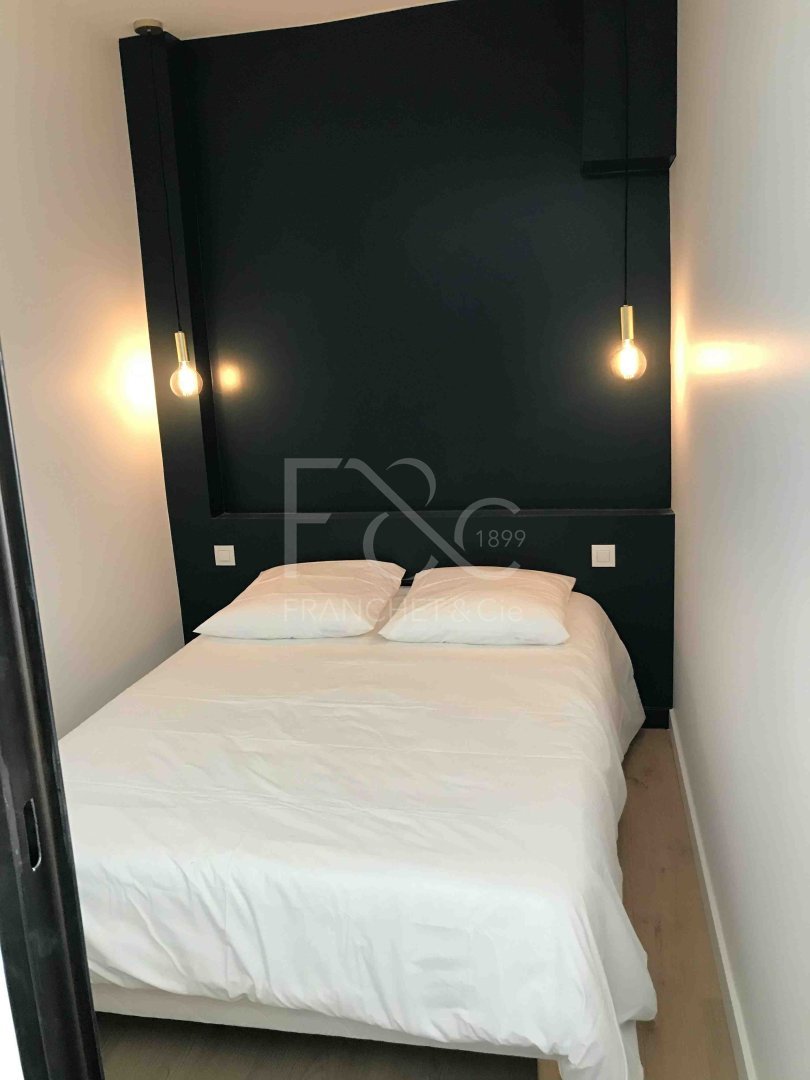 APPARTEMENT T3 A LOUER - LYON 1ER ARRONDISSEMENT - 55.63 m2 - 1�035�&euro; charges comprises par mois