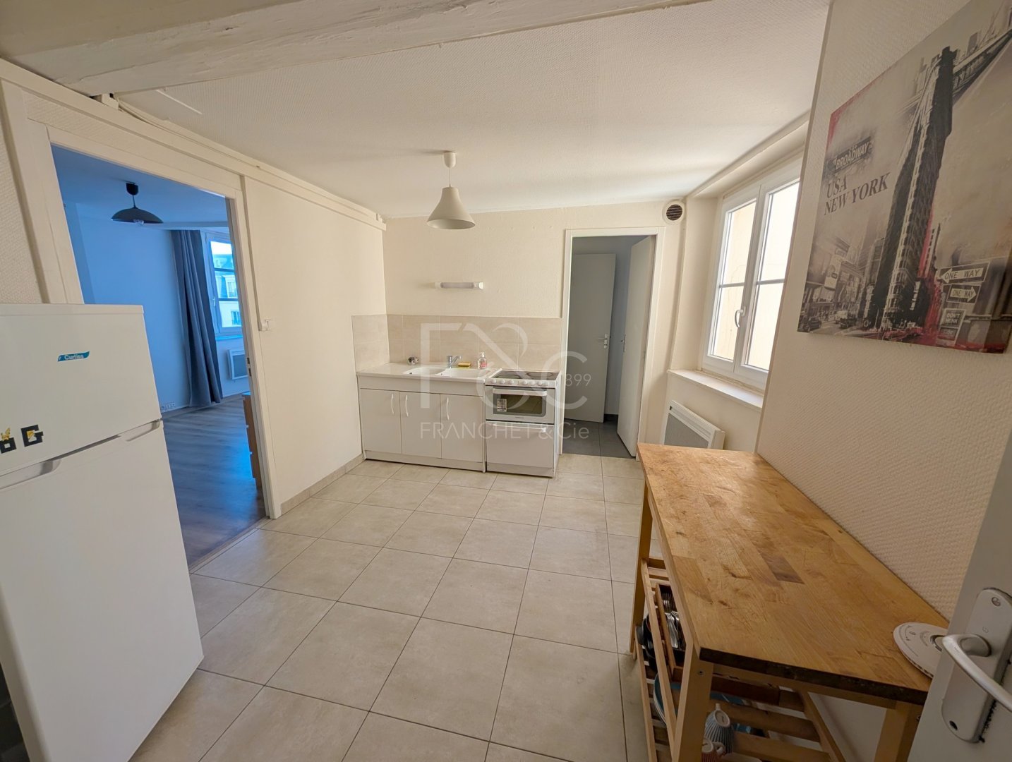 APPARTEMENT T3 A LOUER - LYON 2EME ARRONDISSEMENT - 67.91 m2 - 1 044 &euro; charges comprises par mois