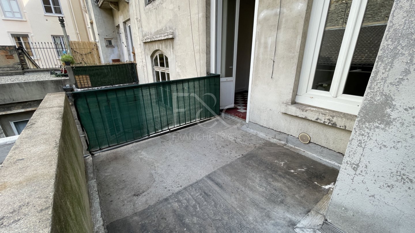 APPARTEMENT T3 A LOUER - LYON 2EME ARRONDISSEMENT - 79.17 m2 - 1�095�&euro; charges comprises par mois