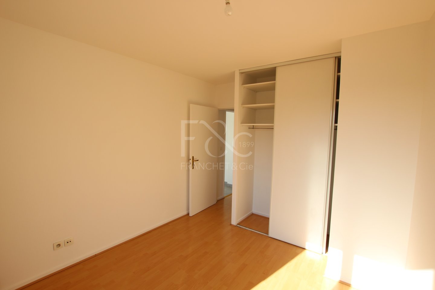 APPARTEMENT T3 A LOUER - LYON 3EME ARRONDISSEMENT - 84.7 m2 - 1 390 &euro; charges comprises par mois