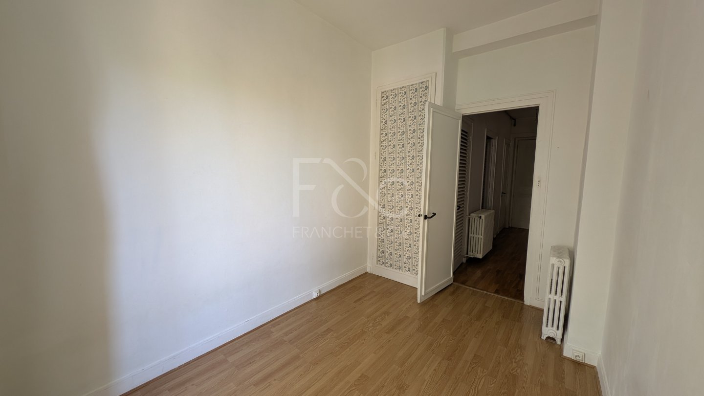 APPARTEMENT T3 A LOUER - LYON 3EME ARRONDISSEMENT - 85.18 m2 - 899 &euro; charges comprises par mois