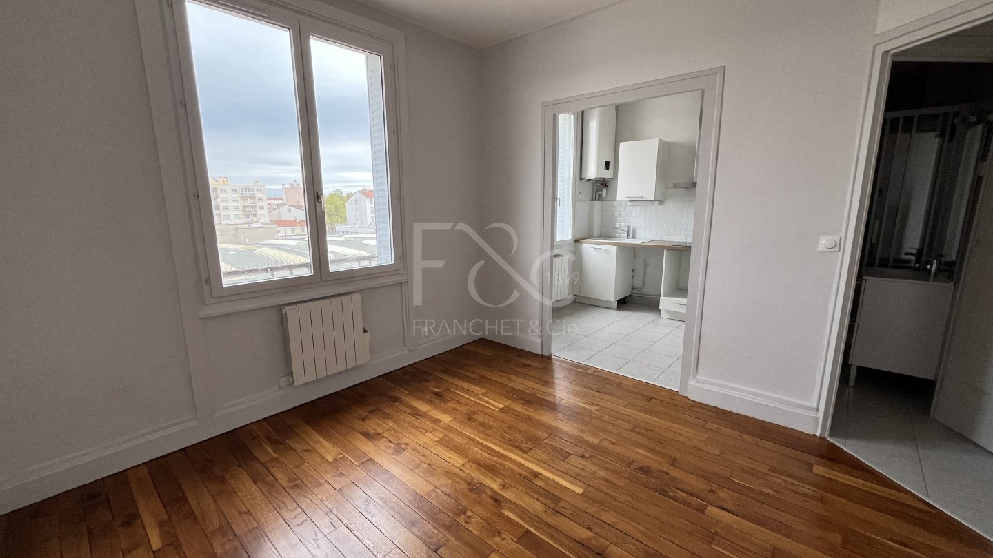 APPARTEMENT T3 A LOUER - LYON 3EME ARRONDISSEMENT Grange Blanche - 44.97 m2 - 750 &euro; charges comprises par mois