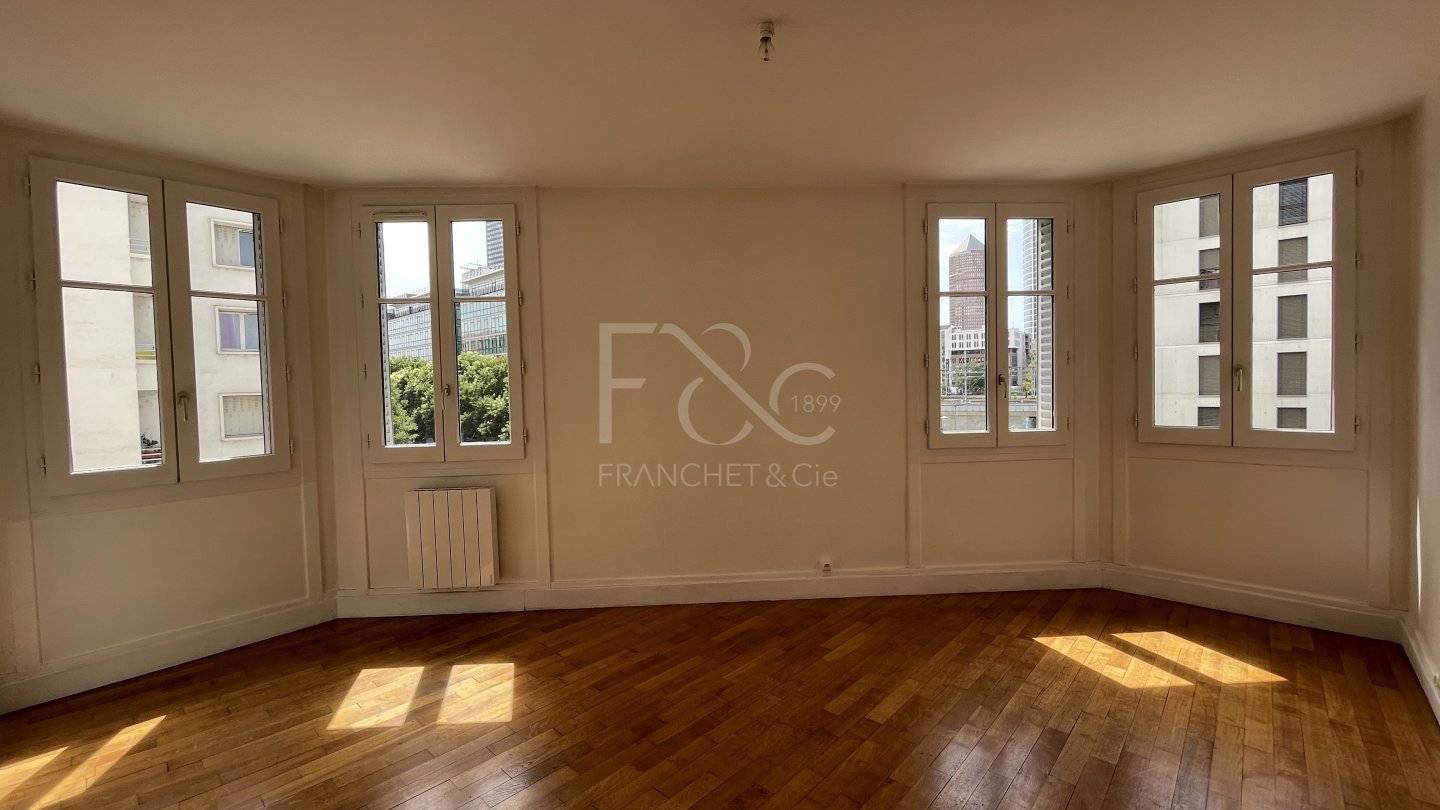 APPARTEMENT T3 A LOUER - LYON 3EME ARRONDISSEMENT Villette Gare - 56.96 m2 - 789€ charges comprises par mois