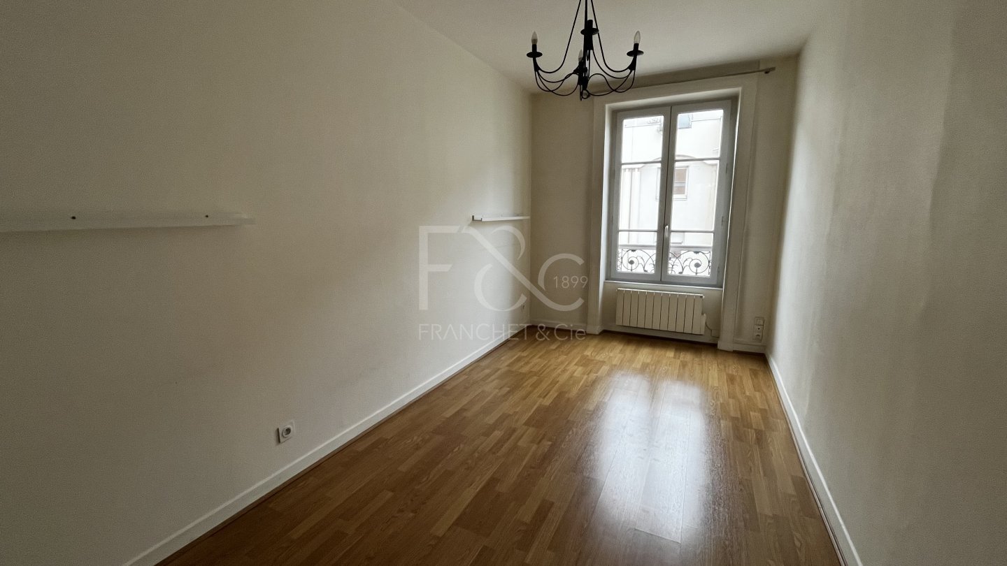 APPARTEMENT T3 A LOUER - LYON 3EME ARRONDISSEMENT - 88.77 m2 - 1�166�&euro; charges comprises par mois