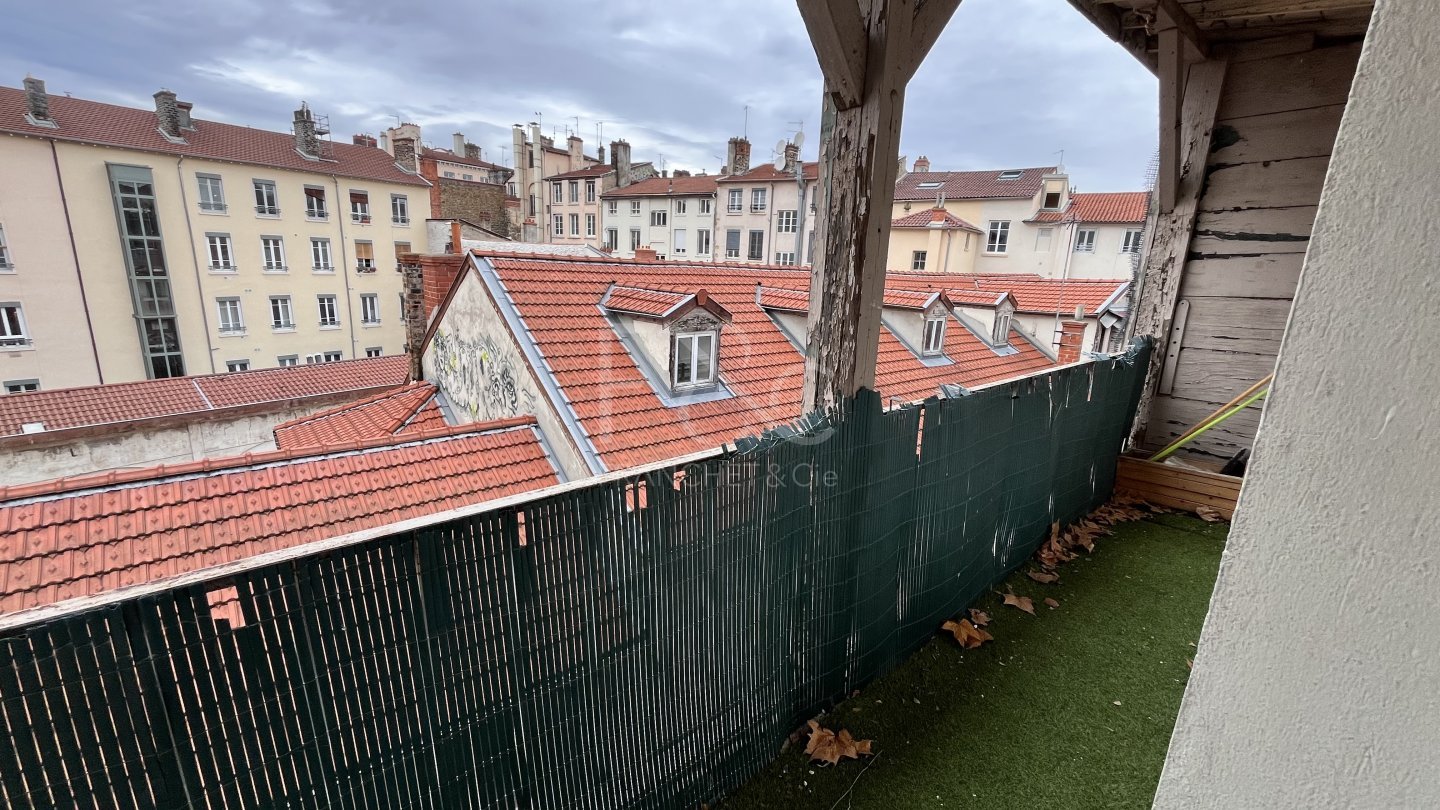 APPARTEMENT T3 A LOUER - LYON 3EME ARRONDISSEMENT - 88.02 m2 - 990�&euro; charges comprises par mois
