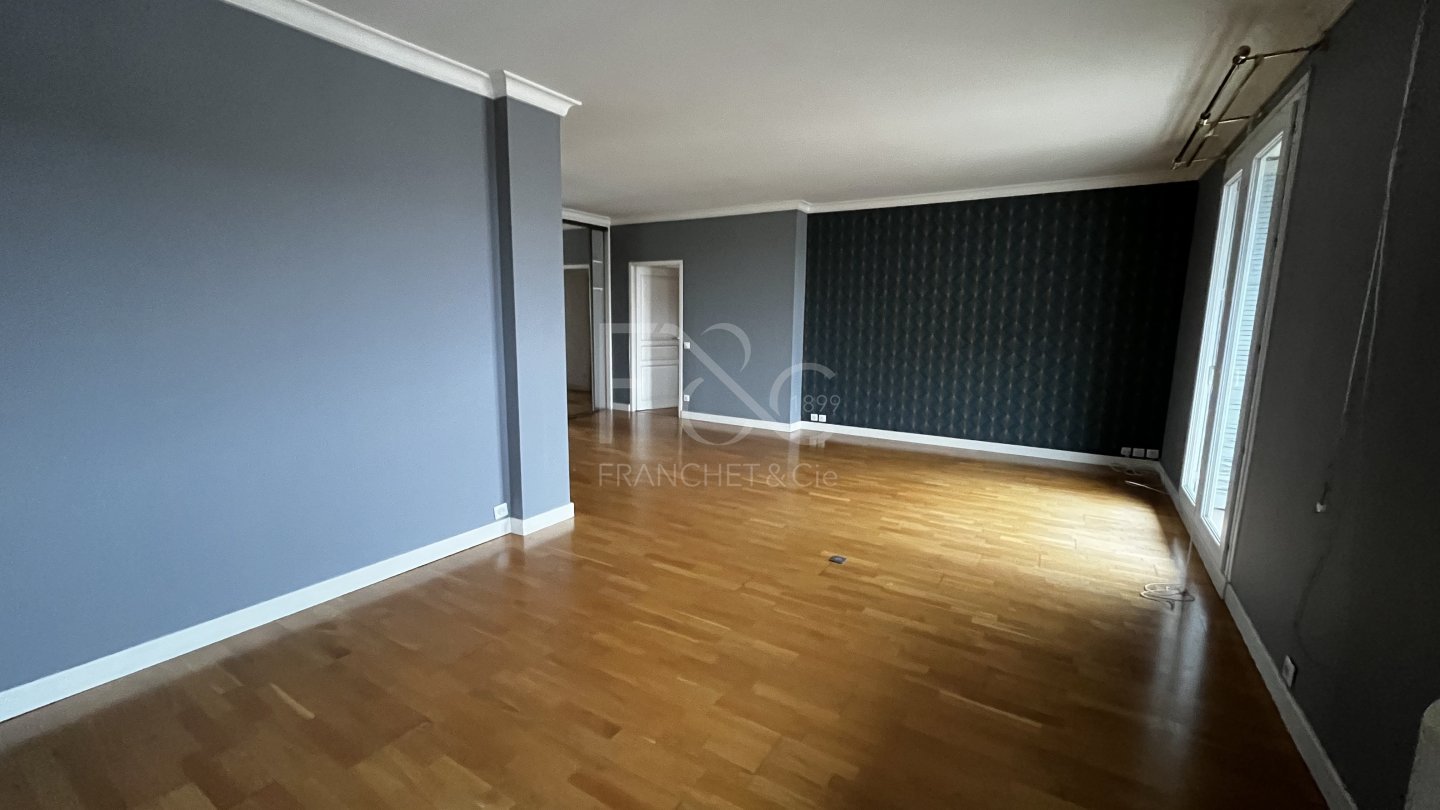 APPARTEMENT T3 A LOUER - LYON 3EME ARRONDISSEMENT - 84.27 m2 - 1�155�&euro; charges comprises par mois
