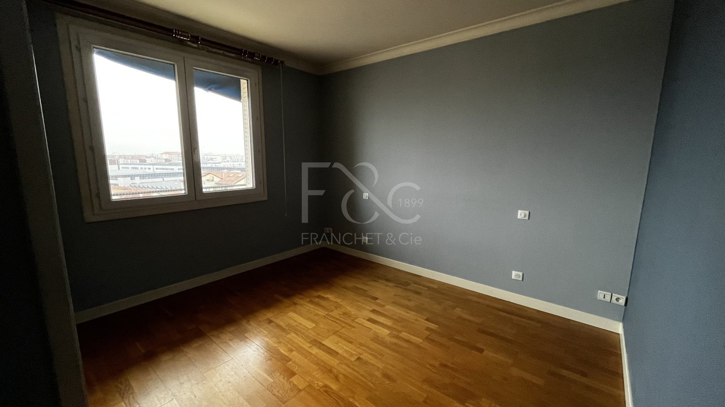 APPARTEMENT T3 A LOUER - LYON 3EME ARRONDISSEMENT - 84.27 m2 - 1�155�&euro; charges comprises par mois