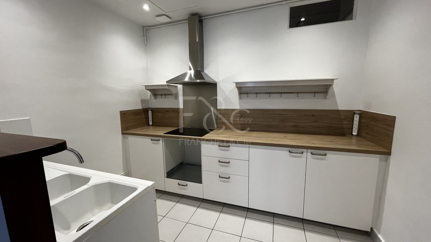 APPARTEMENT T3 A LOUER - LYON 3EME ARRONDISSEMENT - 62.16 m2 - 954�&euro; charges comprises par mois