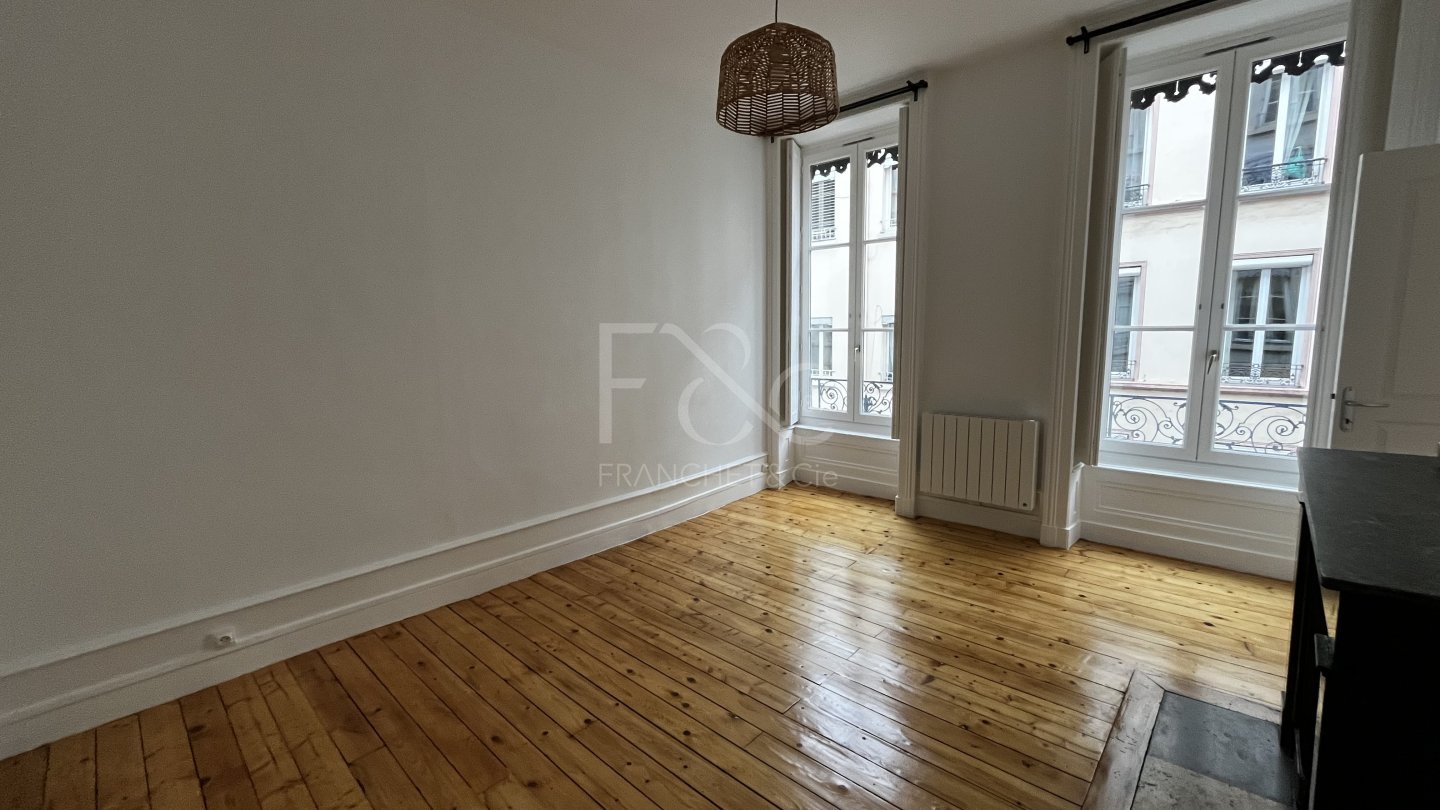 APPARTEMENT T3 A LOUER - LYON 3EME ARRONDISSEMENT - 62.16 m2 - 954�&euro; charges comprises par mois