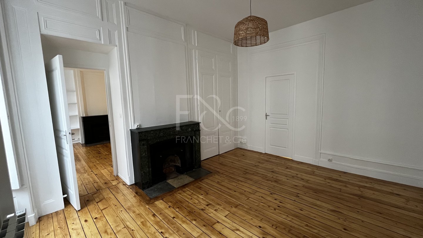 APPARTEMENT T3 A LOUER - LYON 3EME ARRONDISSEMENT - 62.16 m2 - 954�&euro; charges comprises par mois