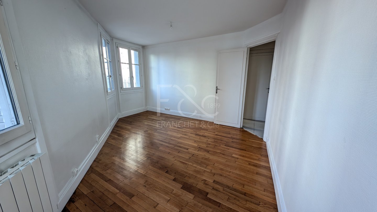 APPARTEMENT T3 A LOUER - LYON 3EME ARRONDISSEMENT Villette Gare - 57.75 m2 - 801�&euro; charges comprises par mois