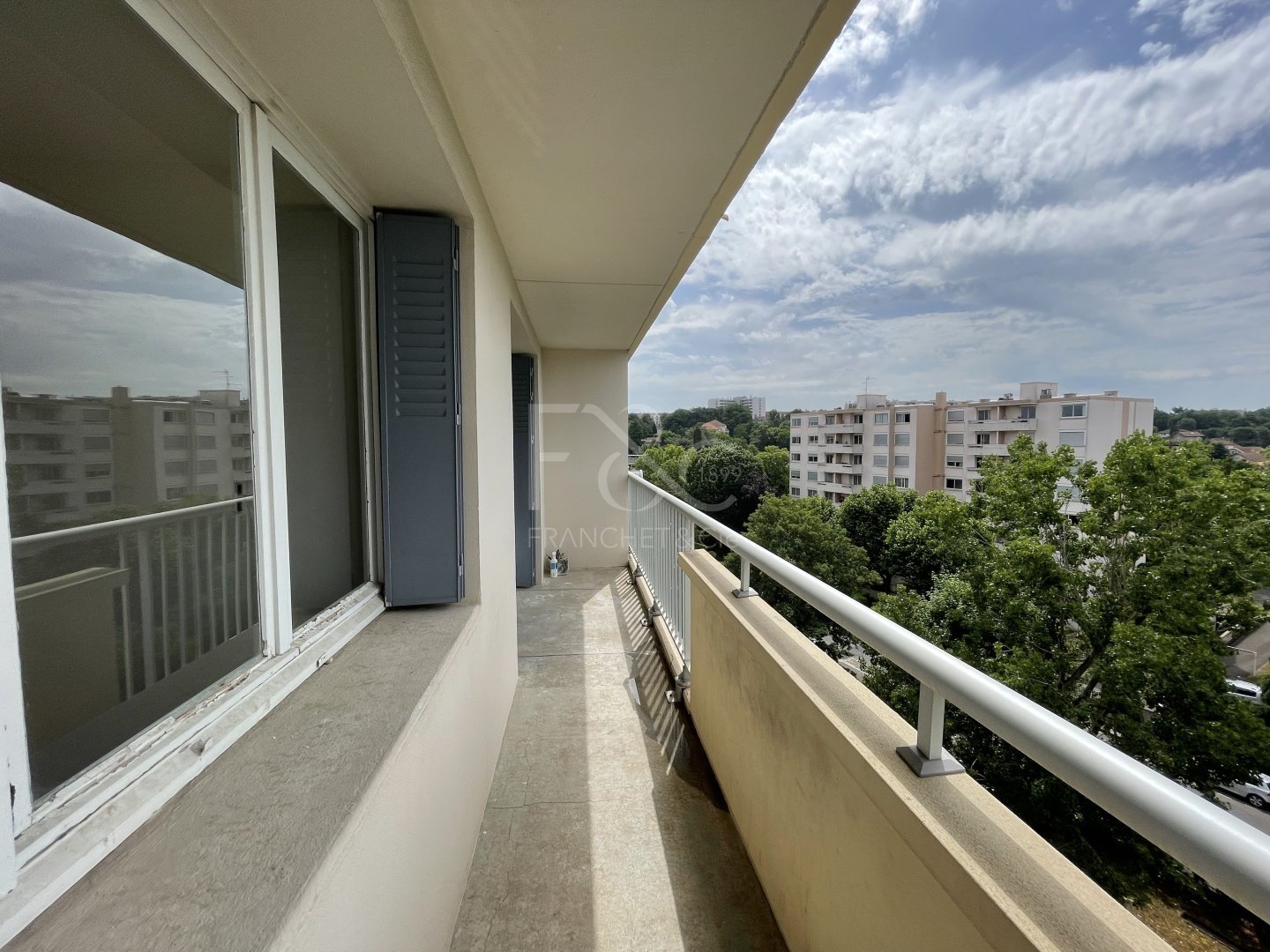 APPARTEMENT T3 A LOUER - LYON 5EME ARRONDISSEMENT - 57.43 m2 - 879 &euro; charges comprises par mois