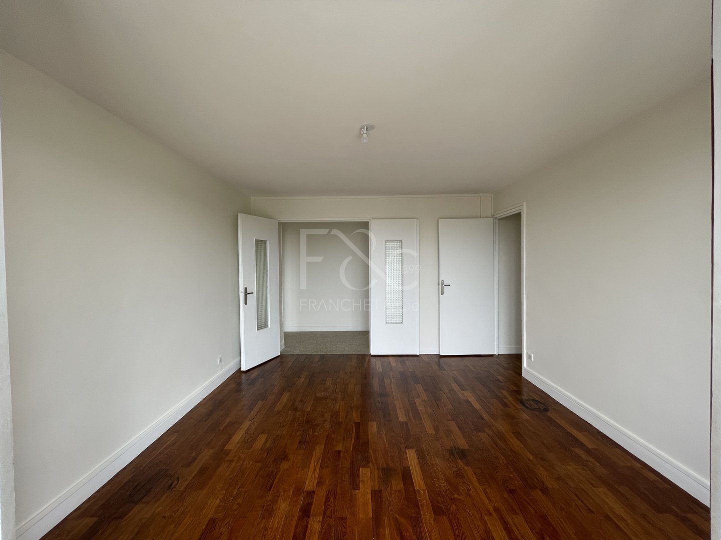 APPARTEMENT T3 A LOUER - LYON 5EME ARRONDISSEMENT - 57.43 m2 - 879 &euro; charges comprises par mois
