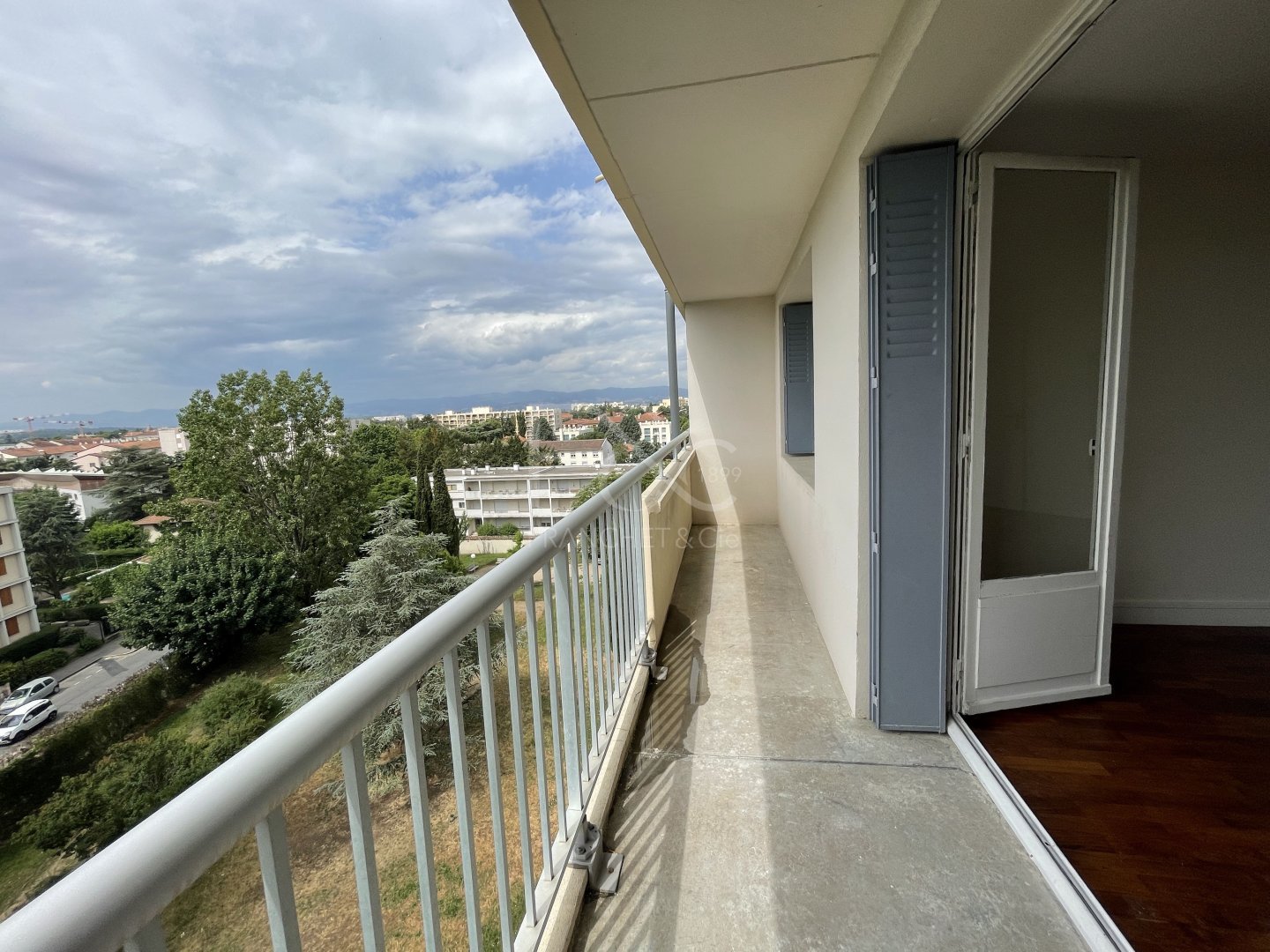APPARTEMENT T3 A LOUER - LYON 5EME ARRONDISSEMENT - 57.43 m2 - 879 &euro; charges comprises par mois