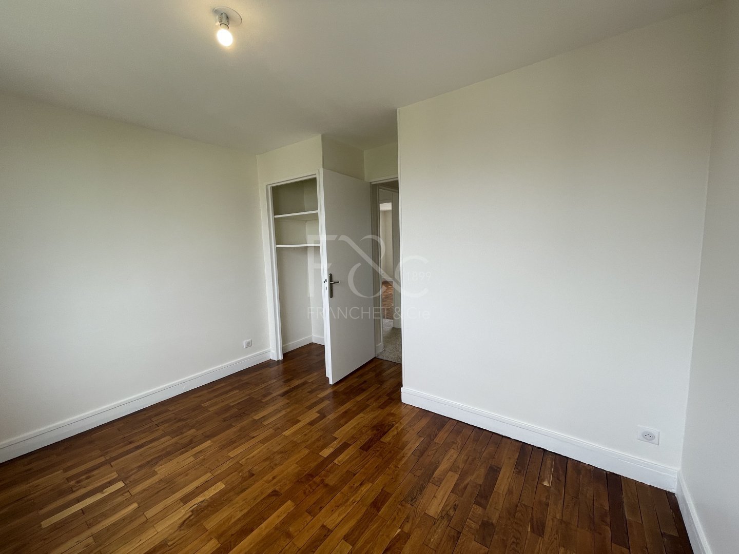 APPARTEMENT T3 A LOUER - LYON 5EME ARRONDISSEMENT - 57.43 m2 - 879 &euro; charges comprises par mois