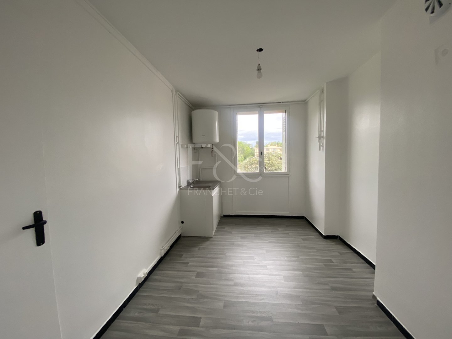 APPARTEMENT T3 A LOUER - LYON 5EME ARRONDISSEMENT - 55.88 m2 - 810€ charges comprises par mois