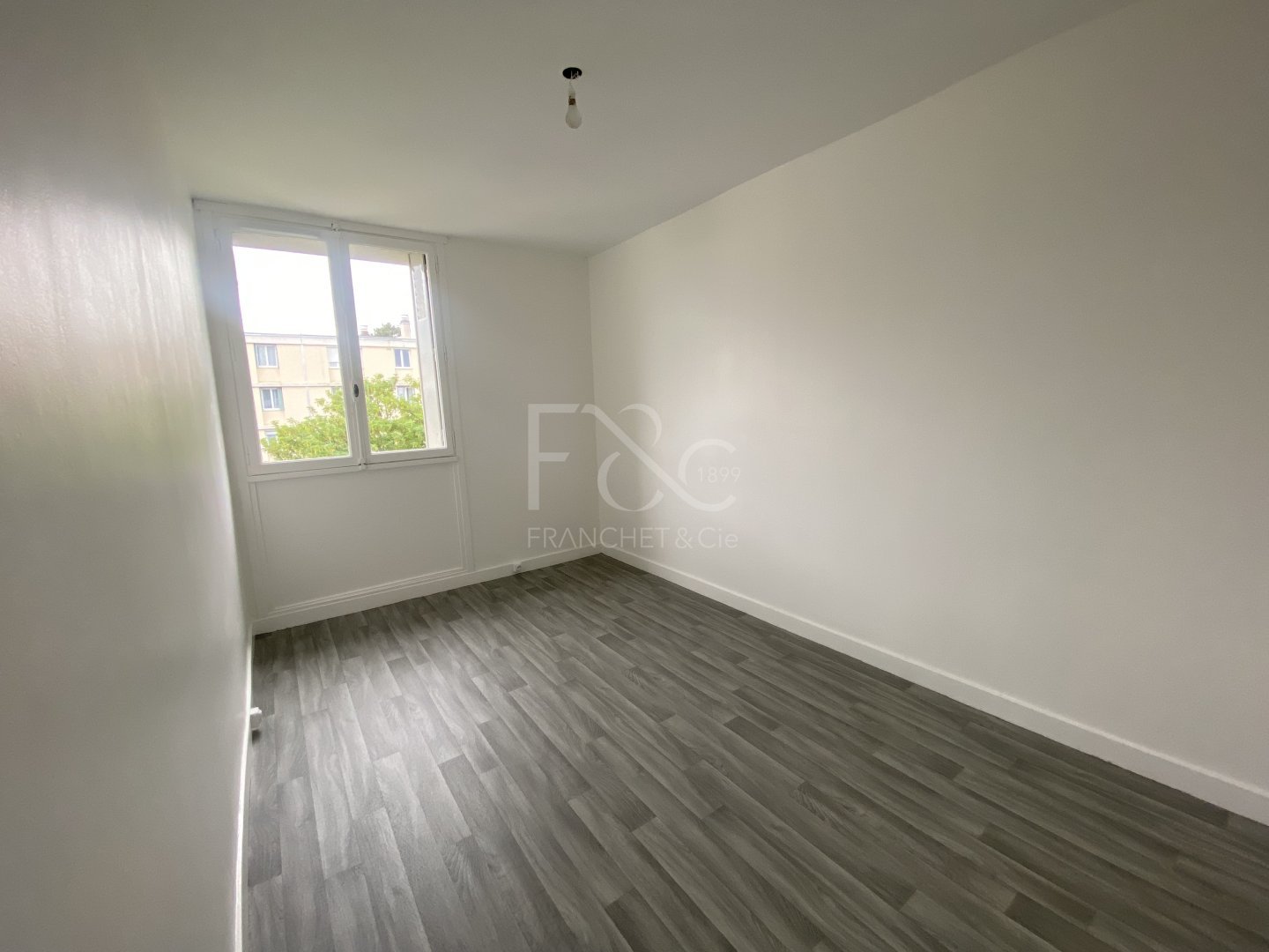 APPARTEMENT T3 A LOUER - LYON 5EME ARRONDISSEMENT - 55.88 m2 - 810€ charges comprises par mois