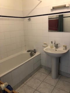 APPARTEMENT T3 A LOUER - LYON 7EME ARRONDISSEMENT - 60.85 m2 - 858 &euro; charges comprises par mois