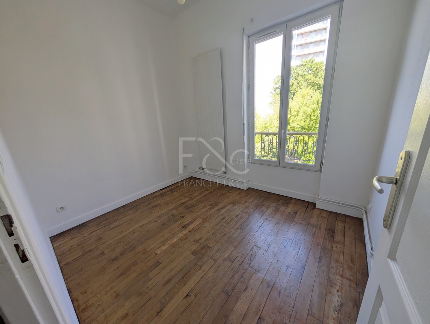 APPARTEMENT T3 A LOUER - LYON 7EME ARRONDISSEMENT - 50.59 m2 - 835 &euro; charges comprises par mois