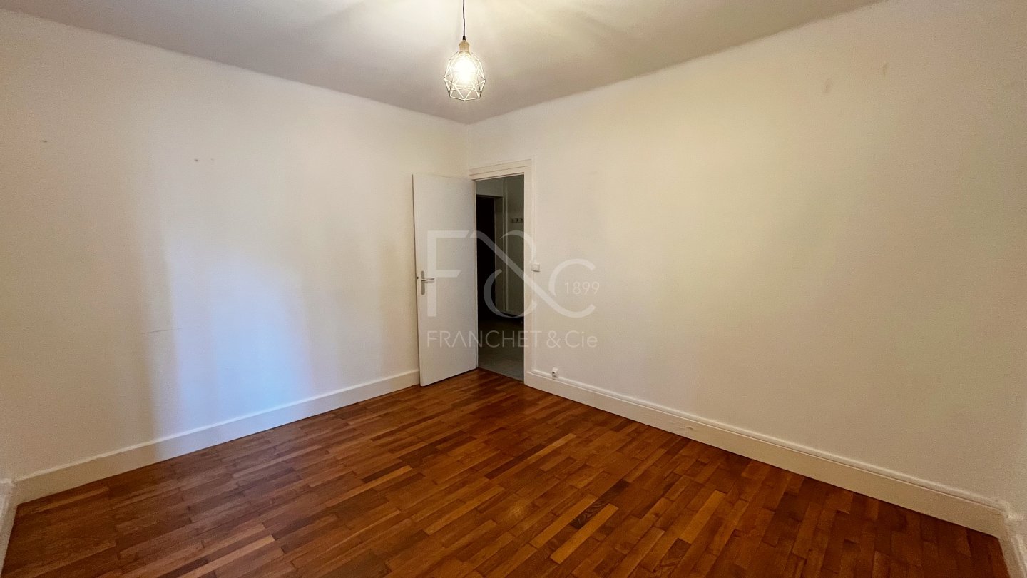 APPARTEMENT T3 A LOUER - LYON 7EME ARRONDISSEMENT - 58.23 m2 - 815€ charges comprises par mois