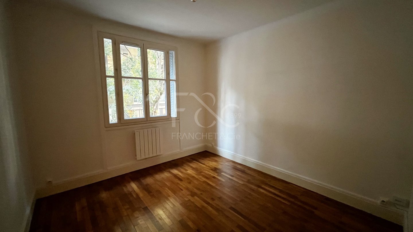 APPARTEMENT T3 A LOUER - LYON 7EME ARRONDISSEMENT - 58.23 m2 - 815€ charges comprises par mois