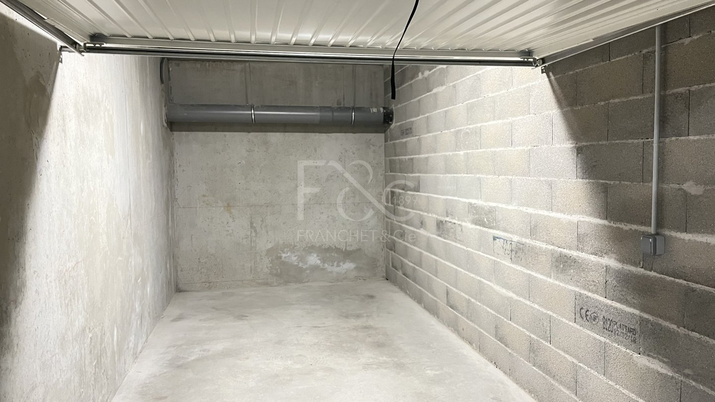 APPARTEMENT T3 A LOUER - TASSIN LA DEMI LUNE - 66.03 m2 - 922 &euro; charges comprises par mois