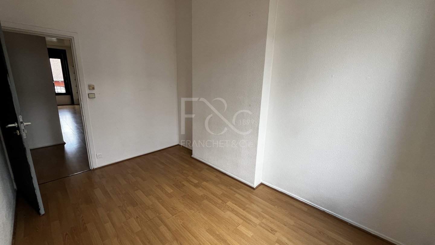 APPARTEMENT T3 A LOUER - VILLEURBANNE - 81.75 m2 - 1 090 &euro; charges comprises par mois