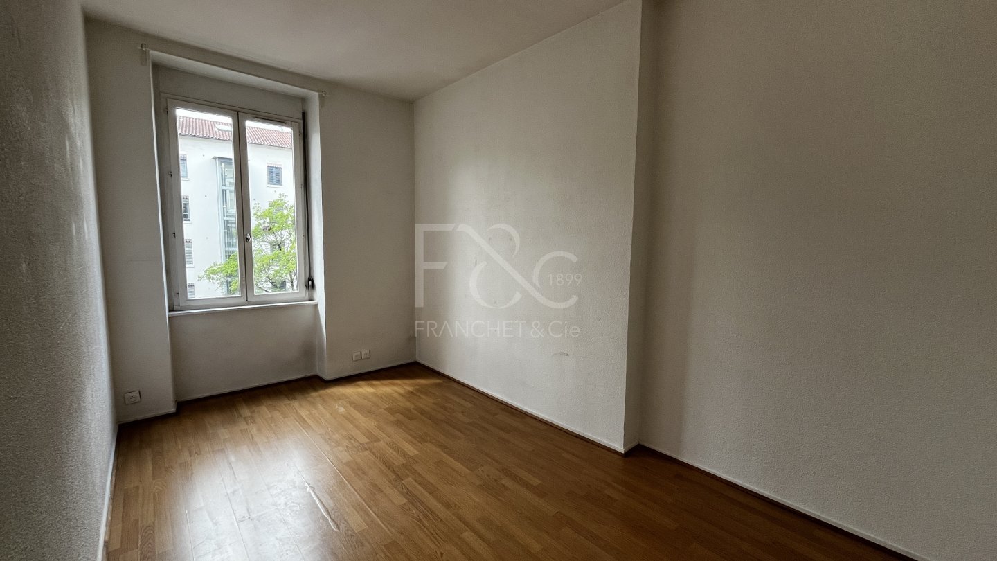 APPARTEMENT T3 A LOUER - VILLEURBANNE - 81.75 m2 - 1 090 &euro; charges comprises par mois