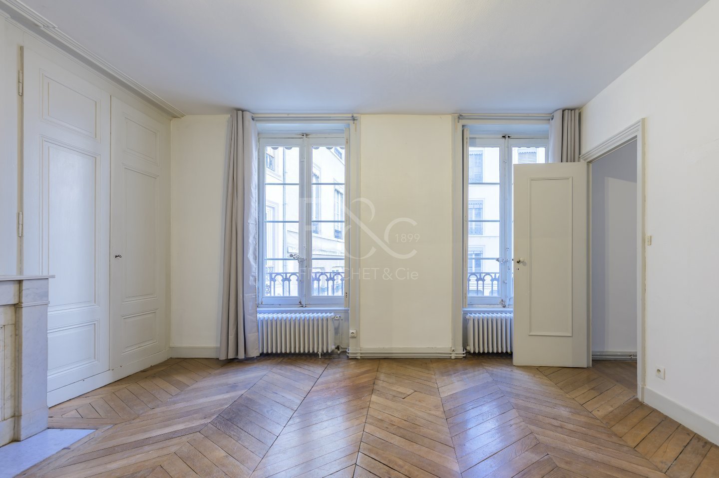 Lyon 2  - Appartement T4 - 117m� Carrez