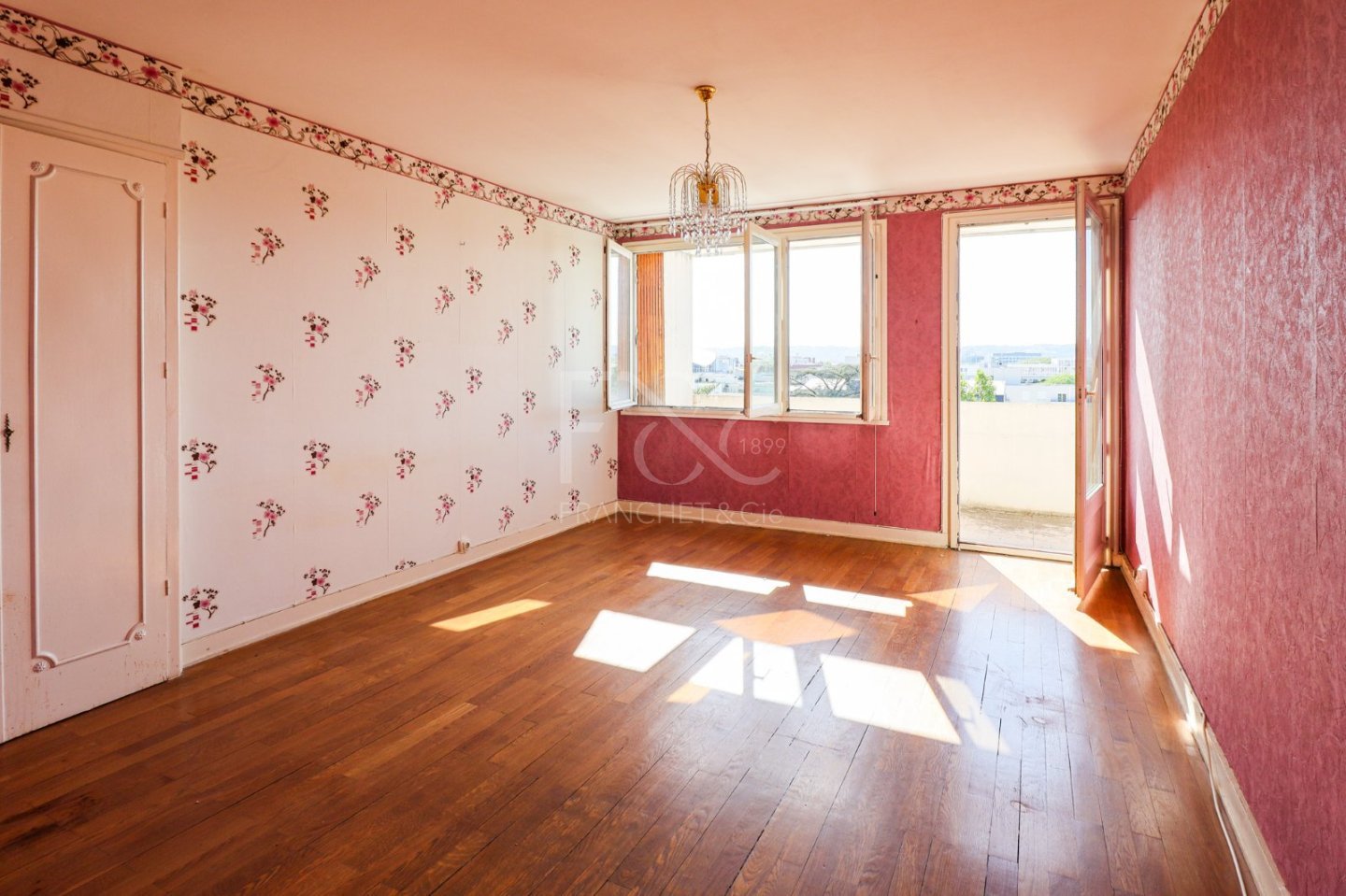 Appartement de type 3 en dernier étage avec balcon et vue