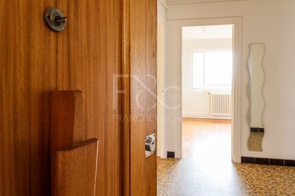 Appartement de type 3 en dernier tage A VENDRE - LYON 3EME ARRONDISSEMENT - 71,6 m2 - 356000 €