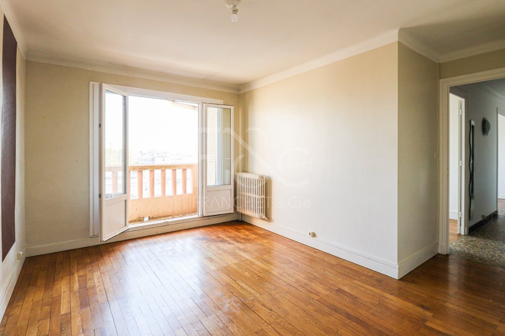 Appartement de type 3 en dernier tage A VENDRE - LYON 3EME ARRONDISSEMENT - 71,6 m2 - 356000 €