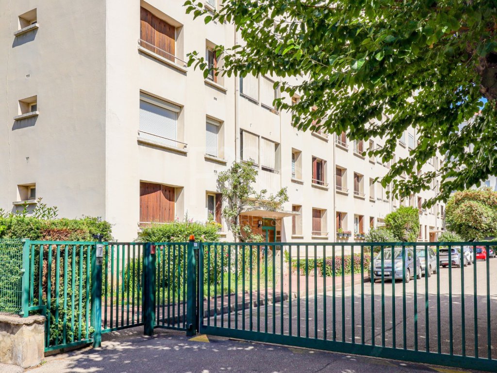 Appartement de type 3 de 55 m environ - LYON 3EME ARRONDISSEMENT - 55 m2 - VENDU