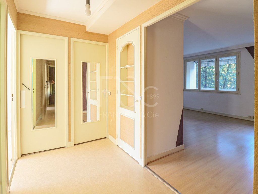 Appartement de type 3 de 55 m environ - LYON 3EME ARRONDISSEMENT - 55 m2 - VENDU