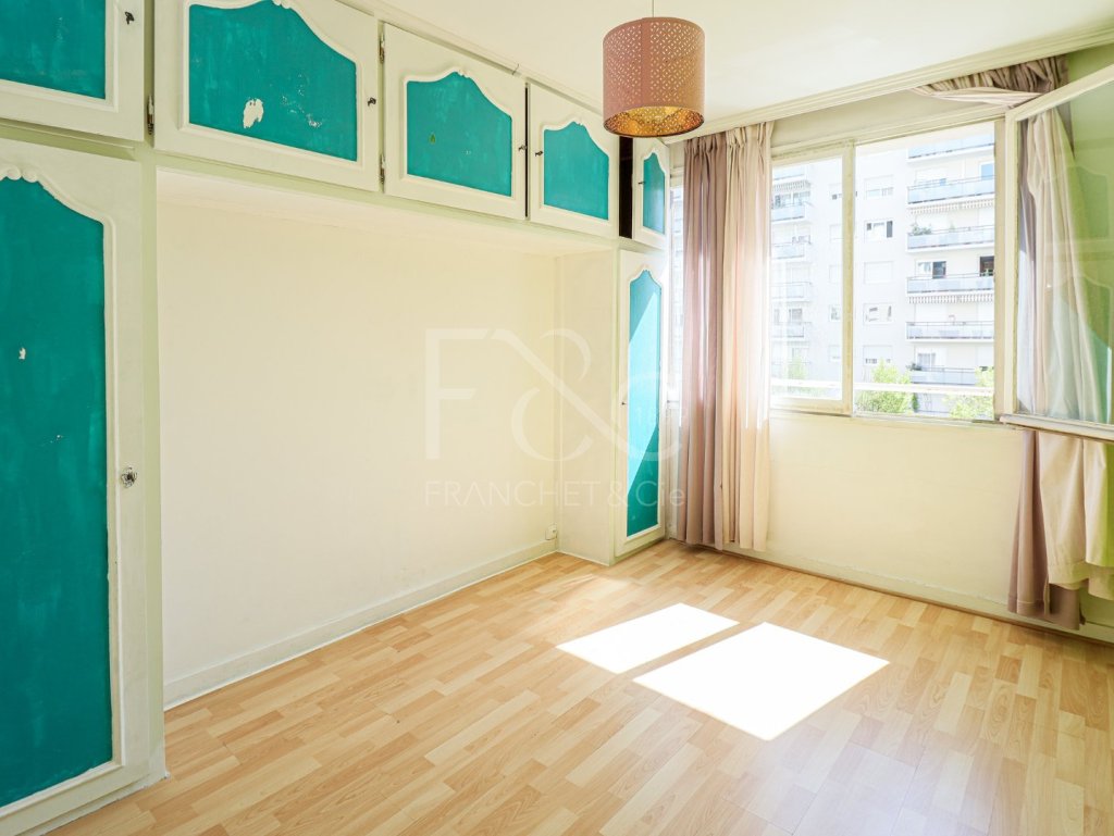 Appartement de type 3 de 55 m environ - LYON 3EME ARRONDISSEMENT - 55 m2 - VENDU