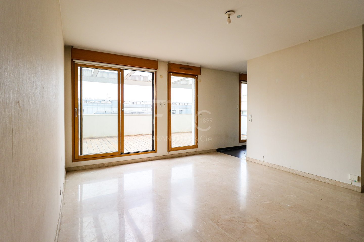 Appartement de type 3  de 67,5 m� avec terrasse