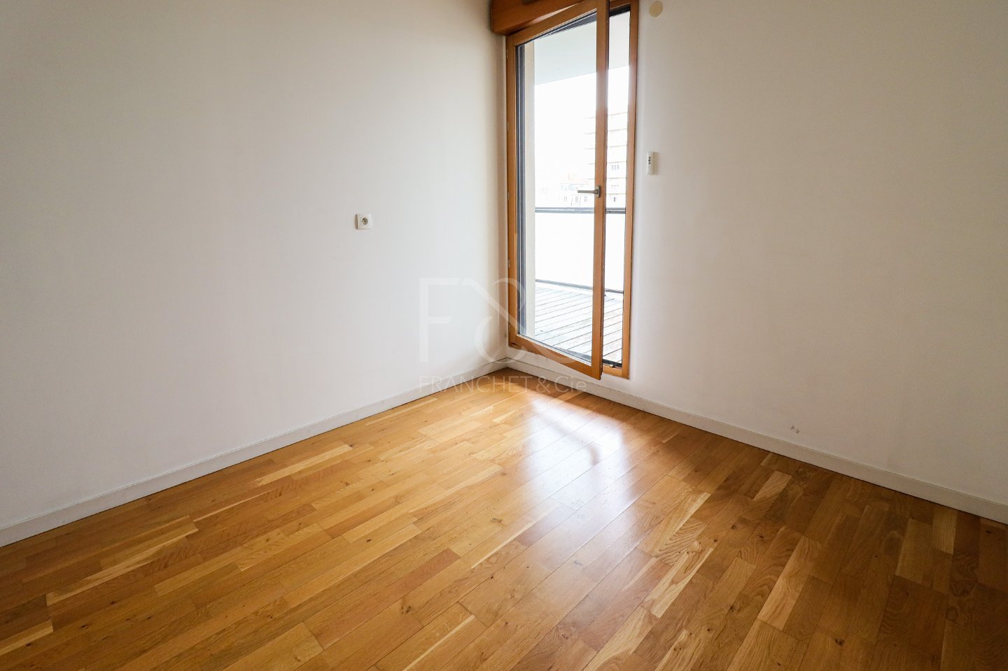 Appartement de type 3  de 67,5 m� avec terrasse