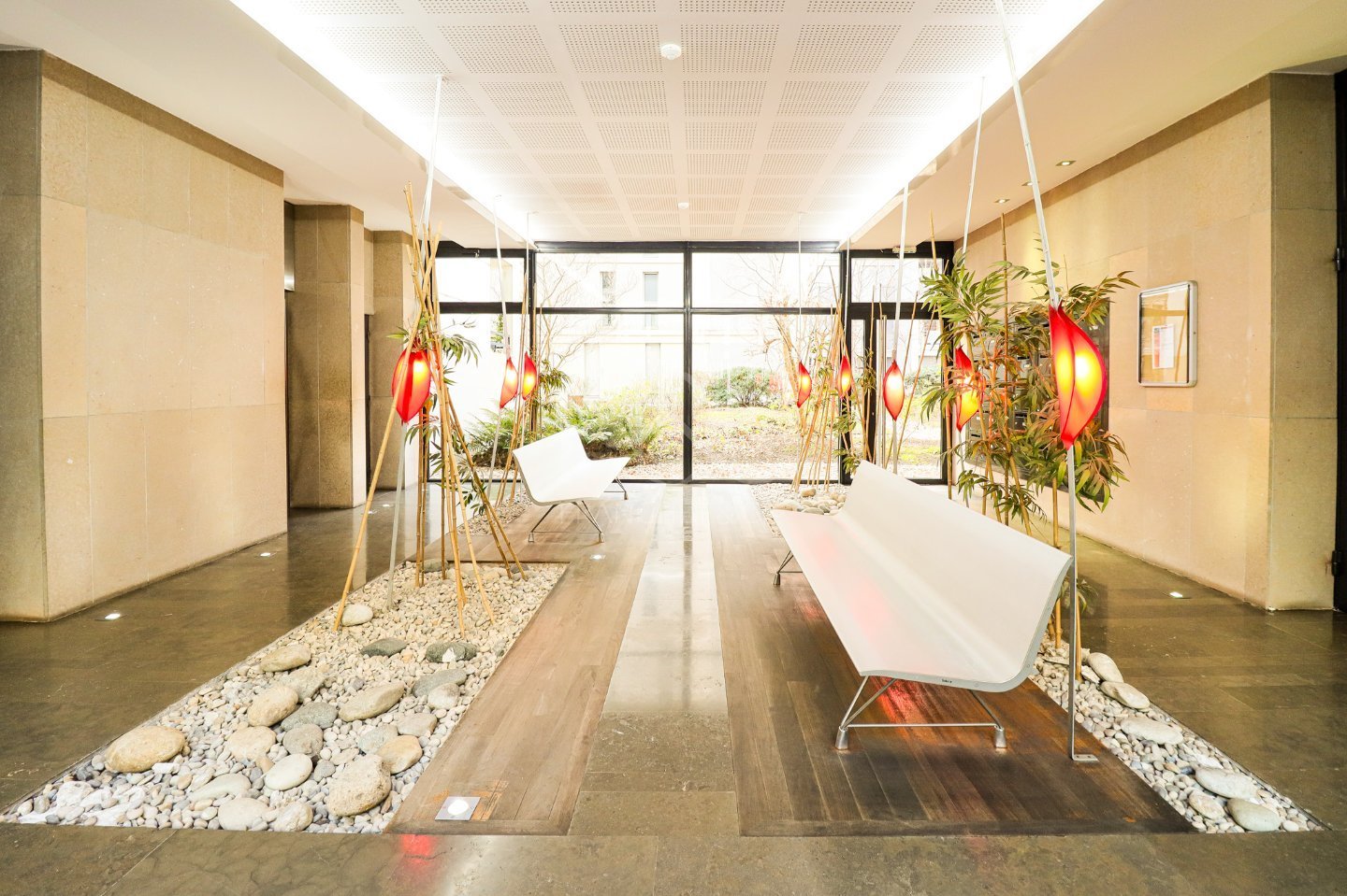 Appartement de type 3  de 67,5 m� avec terrasse