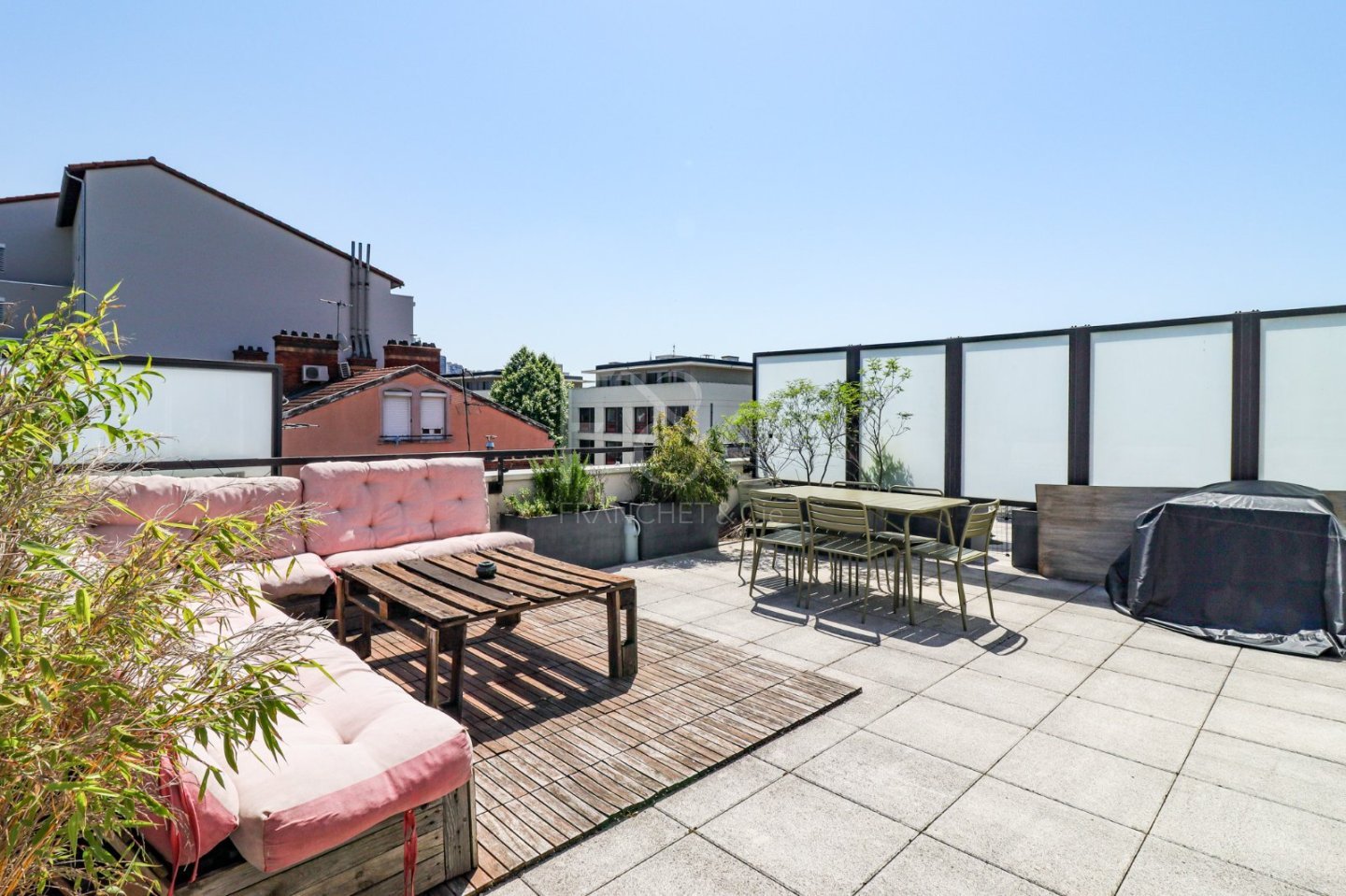 T3 d exception avec magnifique terrasse de 44 m²