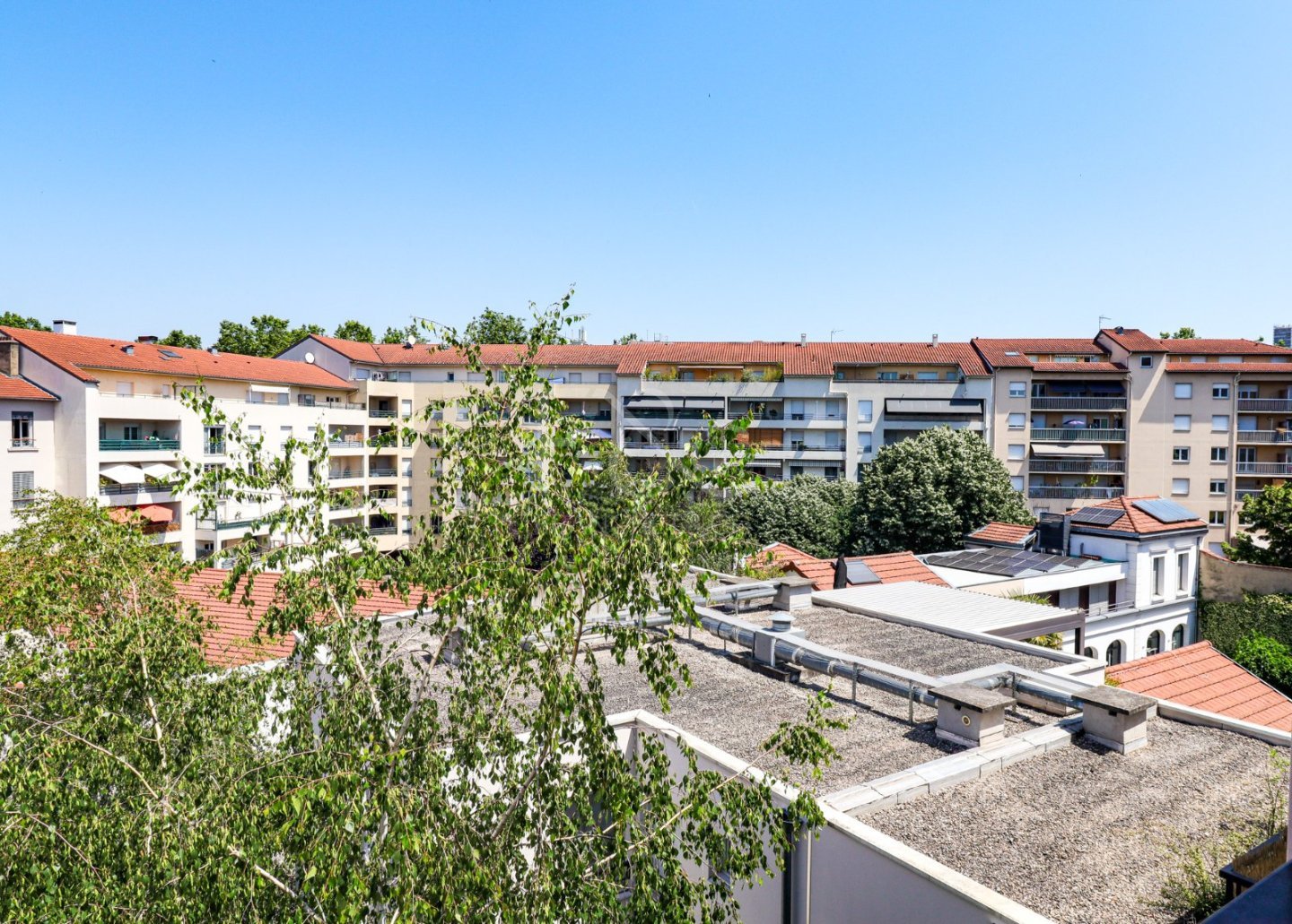 T3 d exception avec magnifique terrasse de 44 m²