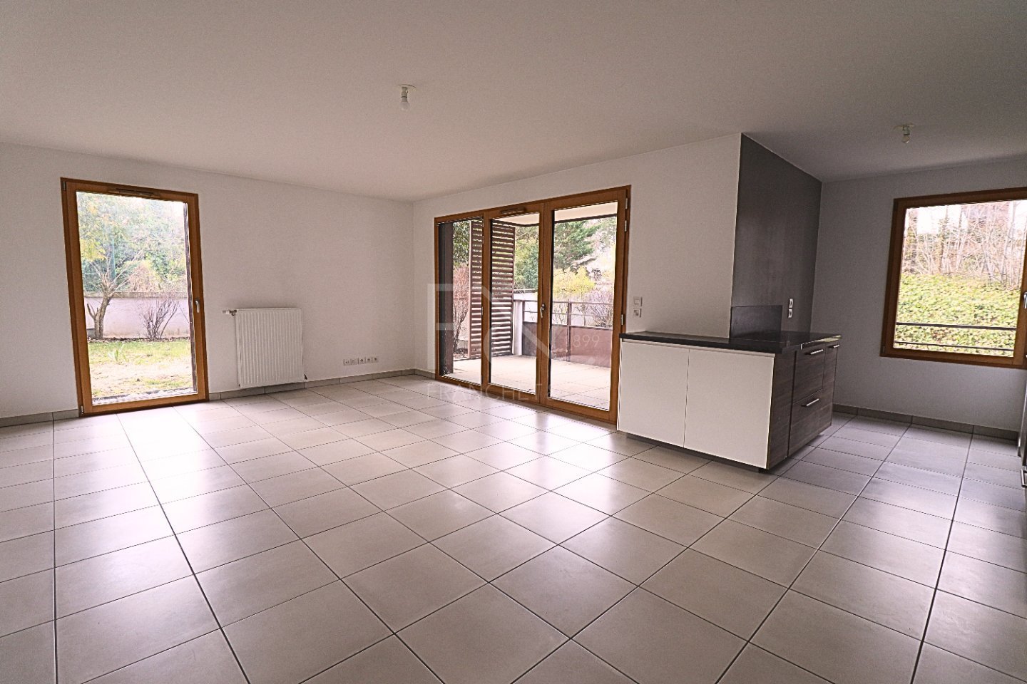 APPARTEMENT T3 A VENDRE - TASSIN LA DEMI LUNE Tassin le bourg - 72 m2 - 369�000�&euro;