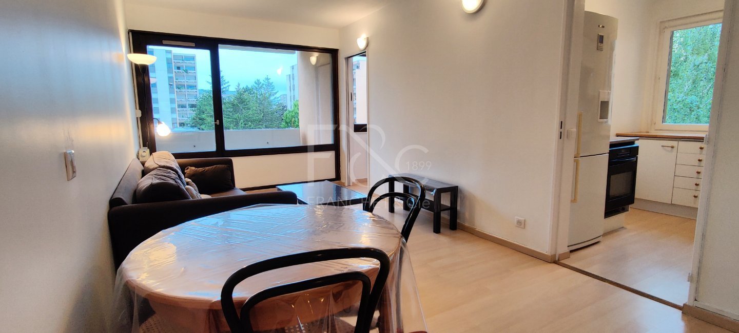 Charmant T3 lumineux avec balcon à Villeurbanne | 59 m² - 249 000€