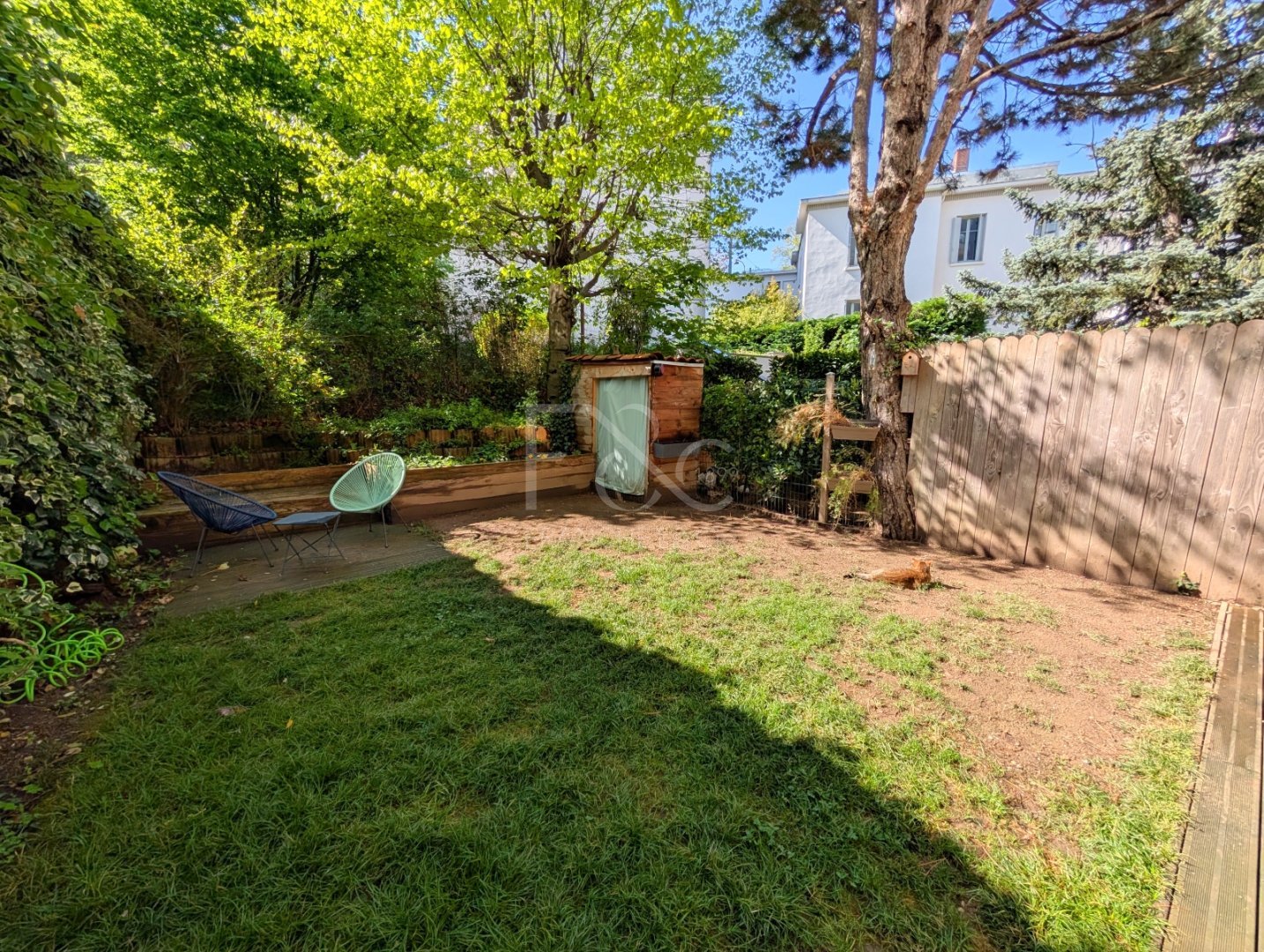 APPARTEMENT T4 A LOUER - LYON 4EME ARRONDISSEMENT - 108.07 m2 - 1 985 &euro; charges comprises par mois