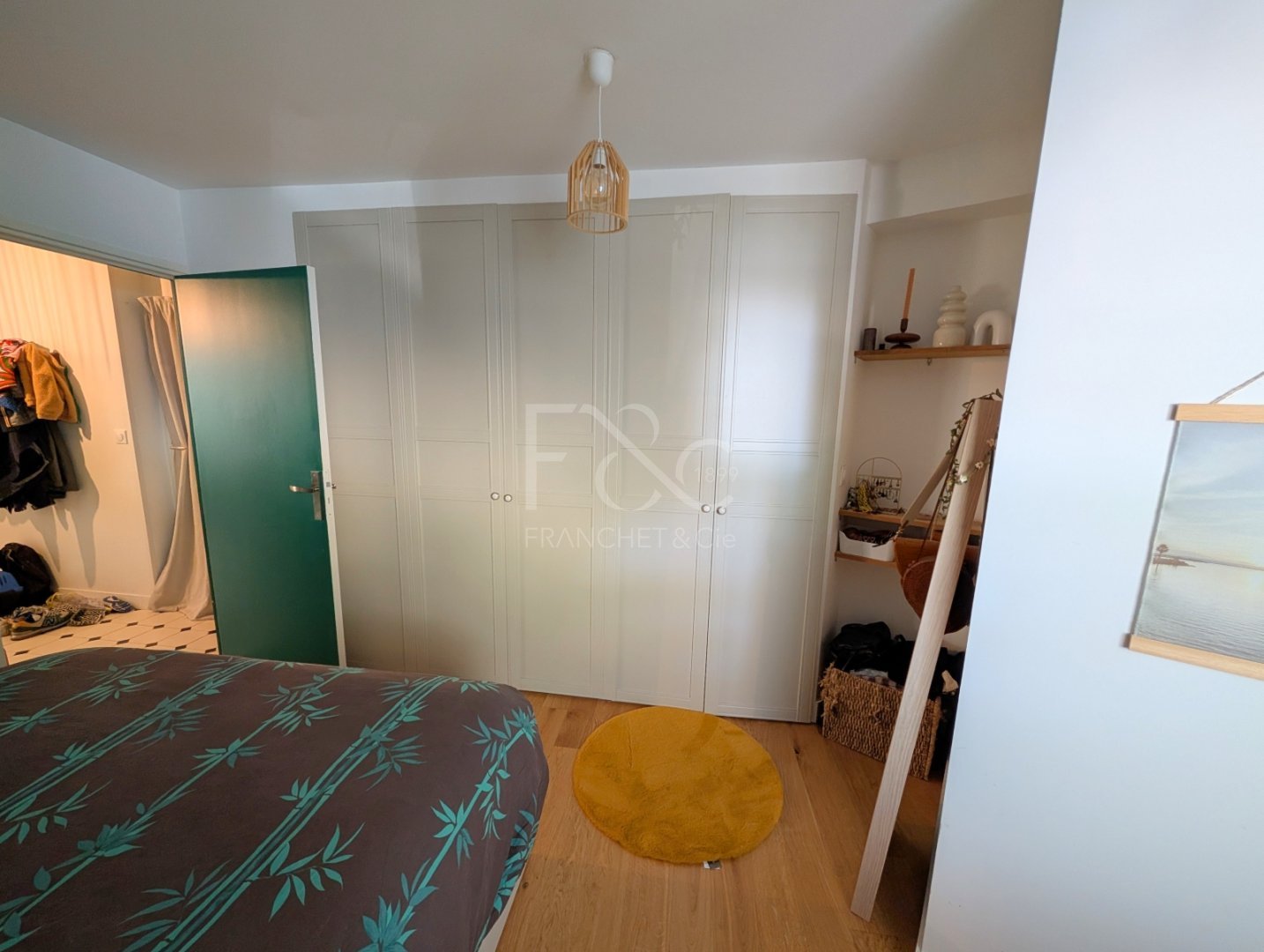 APPARTEMENT T4 A LOUER - LYON 4EME ARRONDISSEMENT - 108.07 m2 - 1 985 &euro; charges comprises par mois