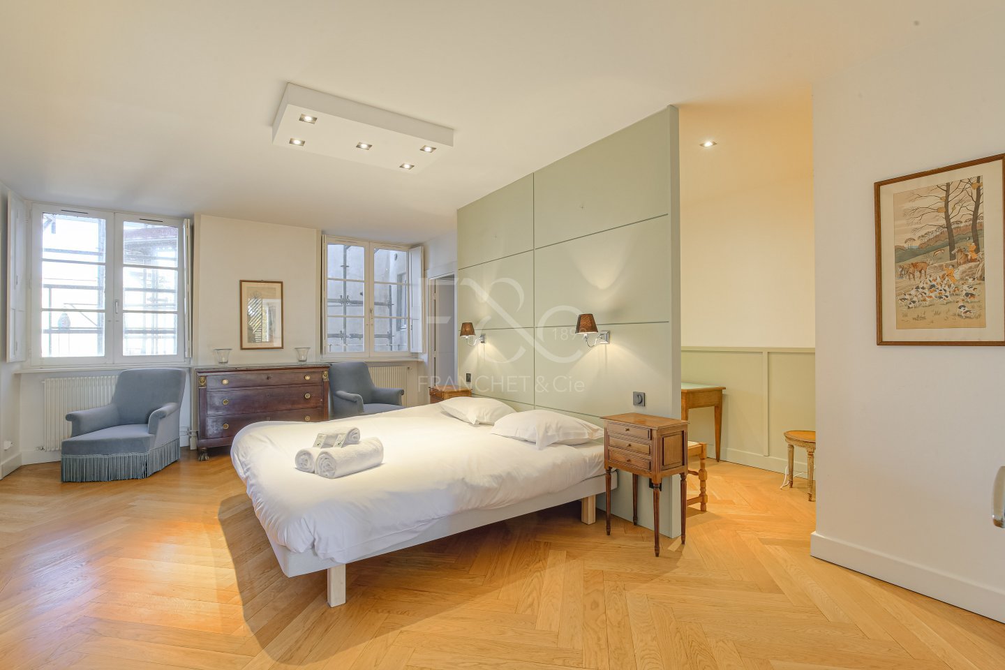 APPARTEMENT T4 A LOUER - LYON 6EME ARRONDISSEMENT - 159.06 m2 - 2�795�&euro; charges comprises par mois