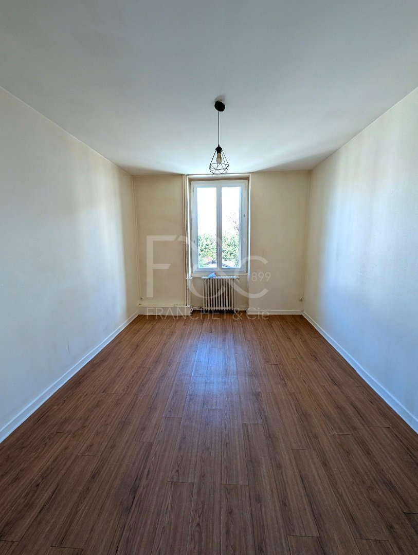 Appartement T4 lumineux avec jardin privatif  Francheville