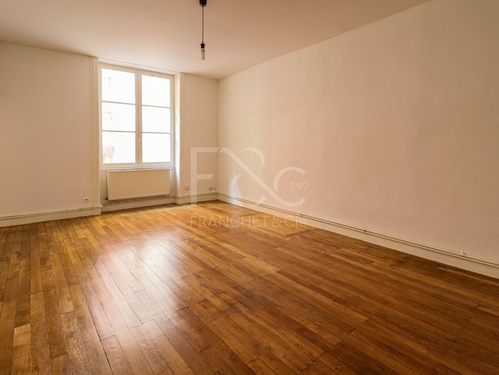 Appartement type 4 de 78 m A VENDRE - LYON 2EME ARRONDISSEMENT - 77,72 m2 - 442000 €
